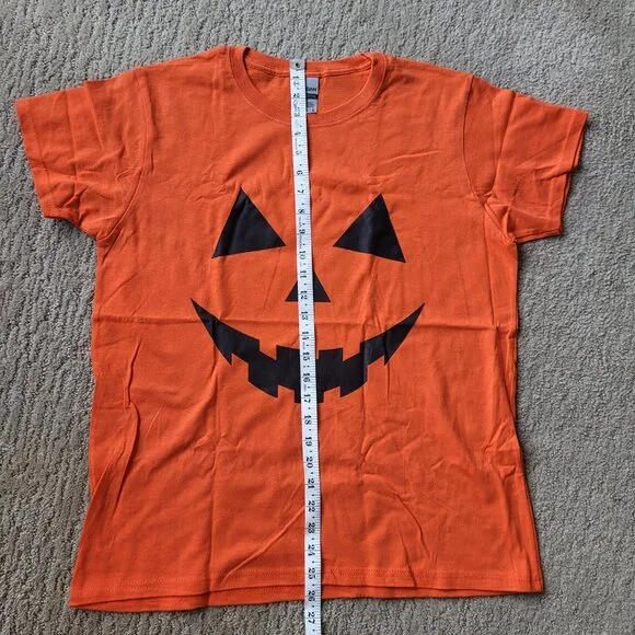 Women's Halloween Pumpkin Face T-Shirt - Size L - NWOT - Gildan - Picture 5 of 6